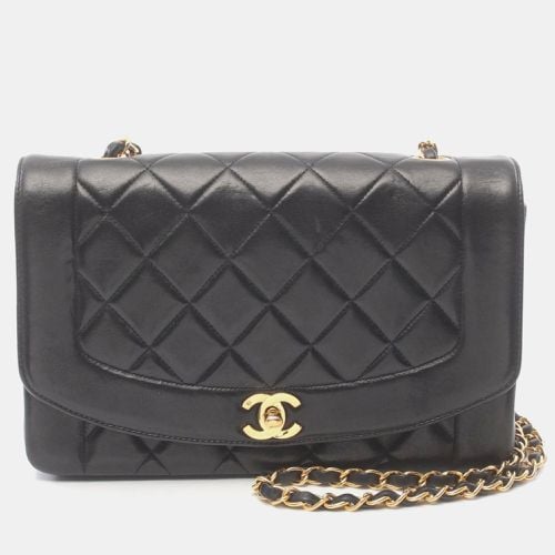 Lambskin Matelasse Diana Flap Shoulder Bag - Chanel - Modalova