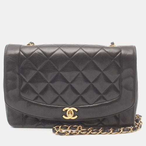 Lambskin Matelasse Diana Flap Shoulder Bag - Chanel - Modalova