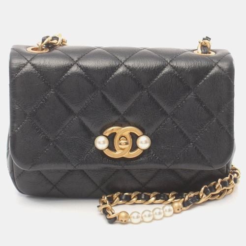 Chanel Black Leather Matelasse Shoulder Bag - Chanel - Modalova