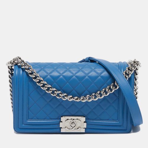 Chanel Light Blue Quilted Leather Medium Boy Flap Bag - Chanel - Modalova