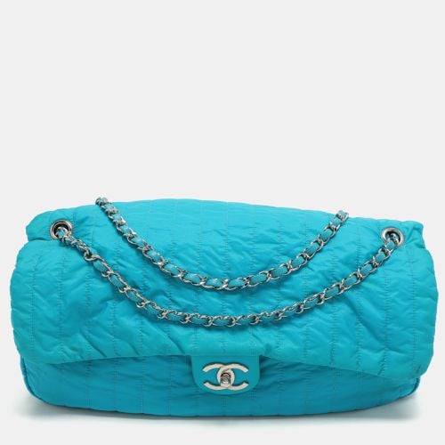 Chanel Blue Quilted Nylon Large Flap Shoulder Bag - Chanel - Modalova