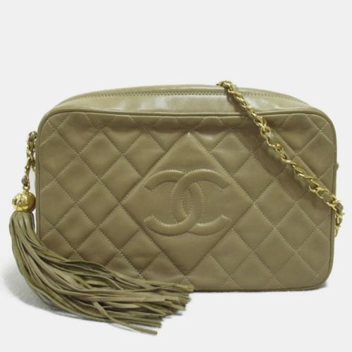 Chanel Lambskin (sheepskin) Beige Tassel Bag - Chanel - Modalova