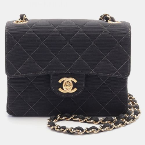 Chanel Canvas Black Matelasse Shoulder Bag - Chanel - Modalova