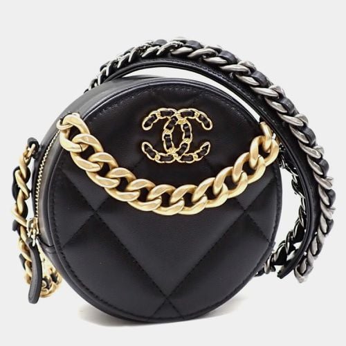 Chanel Black Lambskin Matelasse 19 Disneuf Round Chain Shoulder Bag - Chanel - Modalova