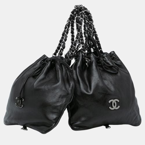 Chanel Black CC Calfskin Dual Twin Chain Handbag - Chanel - Modalova