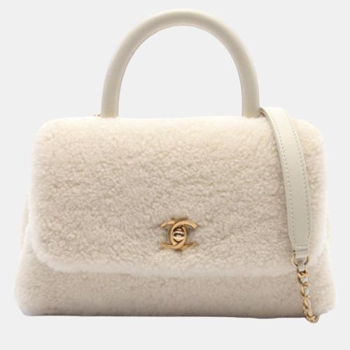 Chanel White Mini Shearling Coco Top Handle Bag - Chanel - Modalova