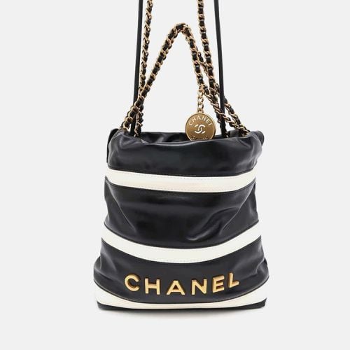 Chanel Black/White Calf Leather Chanel22 Handbag Size Mini - Chanel - Modalova