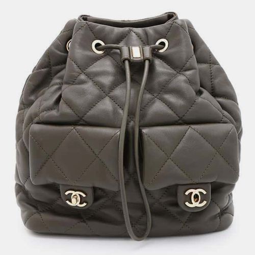 Chanel Khaki Lambskin Matelasse Backpack - Chanel - Modalova