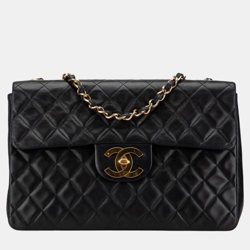 Chanel Black Maxi XL Classic Lambskin Single Flap - Chanel - Modalova