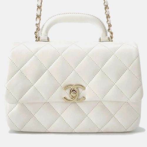 Chanel White Coco Mark Matelasse Shiny Calf Leather Shoulder Bag - Chanel - Modalova