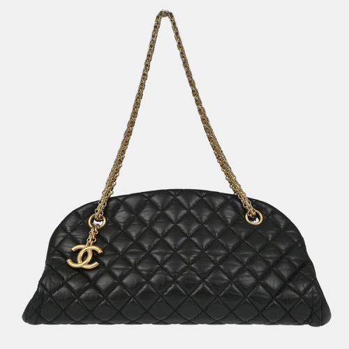 Calfskin Medium Mademoiselle Bowling Bag - Chanel - Modalova