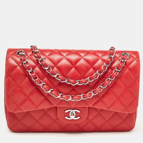 Quilted Leather Jumbo Classic Double Flap Bag - Chanel - Modalova