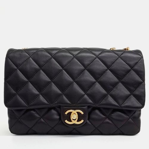 Chanel Lambskin Flap Bag - Chanel - Modalova