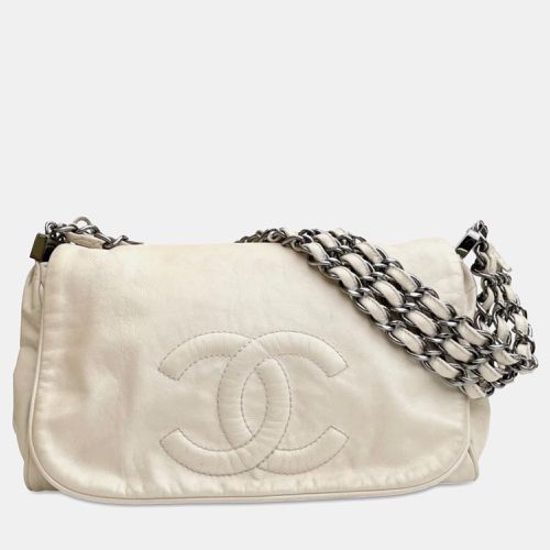 Chanel CC Calfskin Triple Chain Flap - Chanel - Modalova