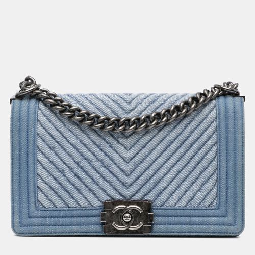 Chanel Medium Denim Chevron Boy Flap - Chanel - Modalova