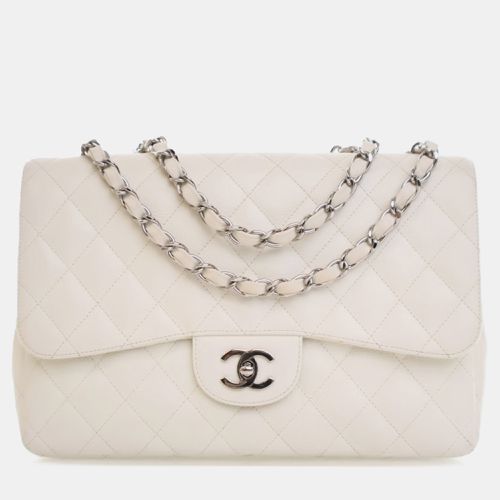 Chanel White Caviar Leather Chanel Jumbo Classic Caviar Single Flap Bag - Chanel - Modalova