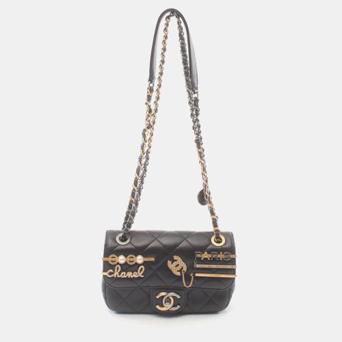 Lambskin Matelasse Shoulder Bag - Chanel - Modalova