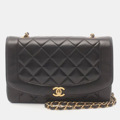 Lambskin Matelasse Diana Flap Shoulder Bag - Chanel - Modalova