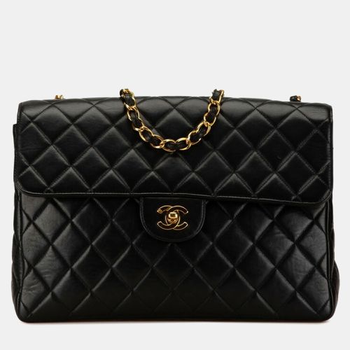 Lambskin Matelasse 30 Coco Mark Chain Shoulder Bag - Chanel - Modalova