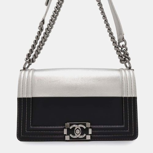 Boy Leather Shoulder Bag - Chanel - Modalova