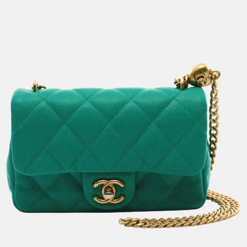 Chanel Green Leather Grained Calfskin Matelasse Shoulder Bag - Chanel - Modalova