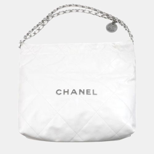 Chanel White Chanel 22 Small Shoulder Bag - Chanel - Modalova