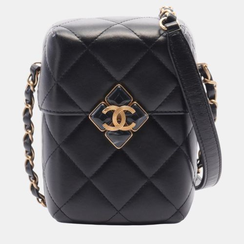 Chanel Black Lambskin Matelasse Box Shoulder Bag - Chanel - Modalova