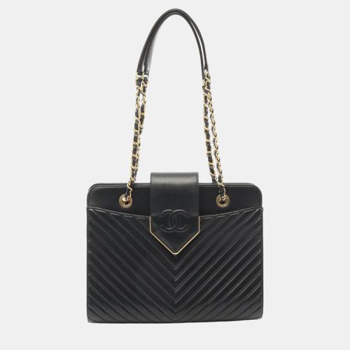 Chanel Leather Black V-Stitch Shoulder Bag - Chanel - Modalova