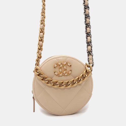 Lambskin 19 Round shoulder bag - Chanel - Modalova