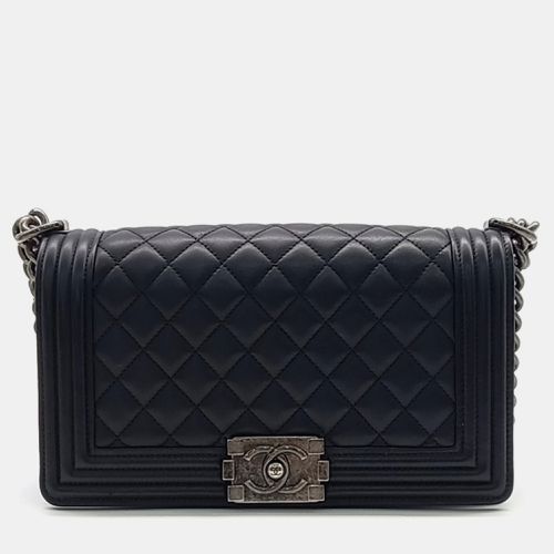 Chanel Black Leather Boy Medium Bag - Chanel - Modalova