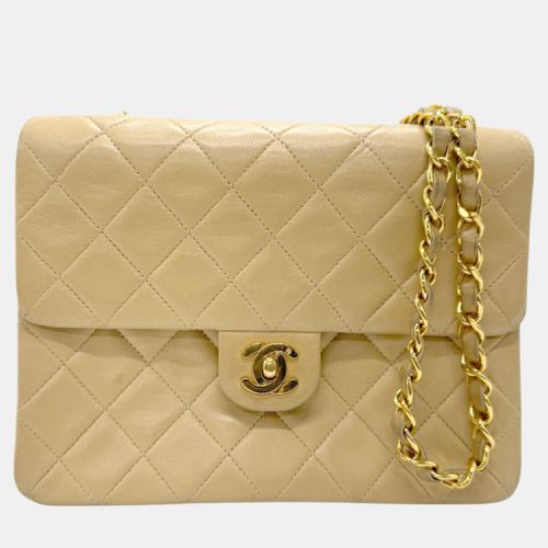 Chanel Beige Gold Lambskin Matelasse Shoulder Bag - Chanel - Modalova