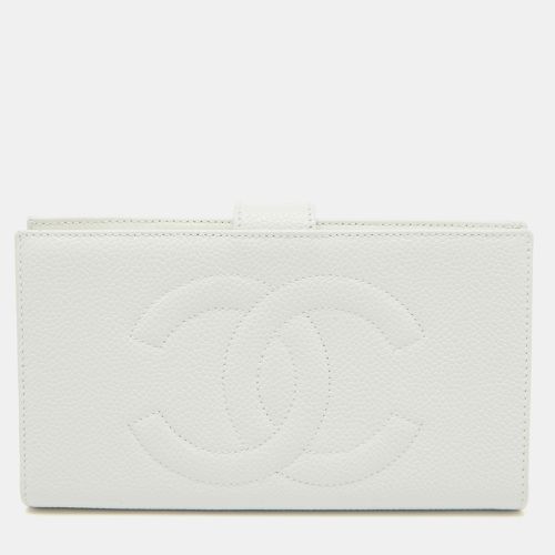 Chanel White Caviar Leather CC Timeless Continental Wallet - Chanel - Modalova