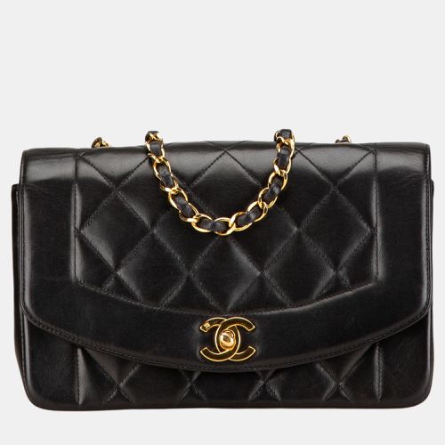 Chanel Black Small Lambskin Diana Flap - Chanel - Modalova