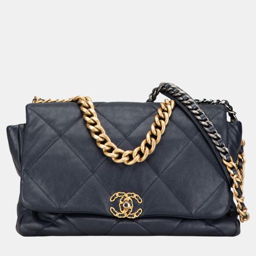 Chanel Black/Navy Blue Maxi Lambskin 19 Flap - Chanel - Modalova