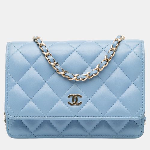 Chanel Blue Mini Quilted Lambskin Wallet on Chain - Chanel - Modalova