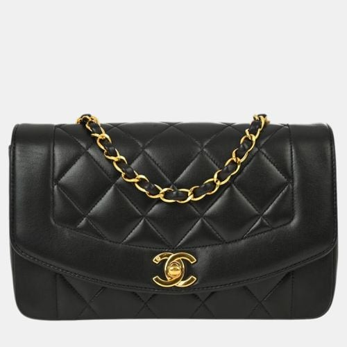 Chanel Black Lambskin Small Diana Shoulder Bag - Chanel - Modalova