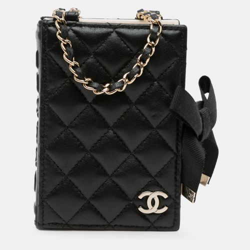 Quilted Lambskin Book Card Holder On Chain - Chanel - Modalova