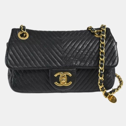 Chanel Black Calfskin Chevron Single Flap Shoulder Bag - Chanel - Modalova