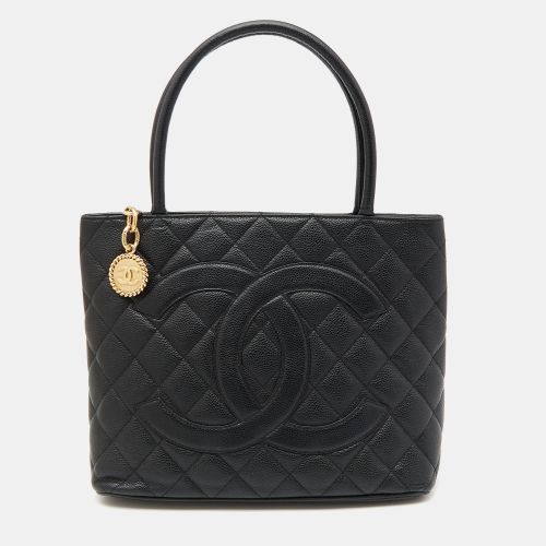 Chanel Black Quilted Caviar Leather Medallion Tote - Chanel - Modalova