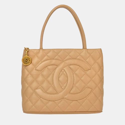 Chanel Beige Leather Medallion Tote Bag - Chanel - Modalova