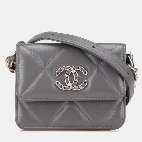 Lambskin 19 Flap Coin Purse With Chain - Chanel - Modalova