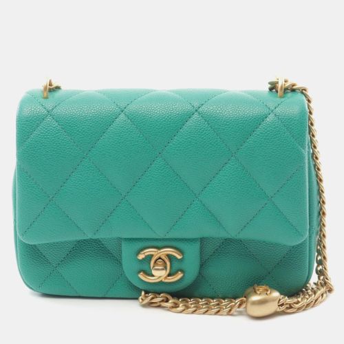 Leather Pearl Crush Shoulder Bag - Chanel - Modalova