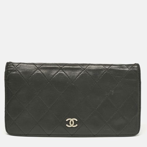 Chanel Black Quilted Leather L Yen Wallet - Chanel - Modalova