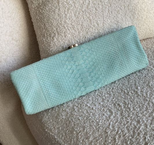 Mint Python Leather Clutch Bag - Chanel - Modalova