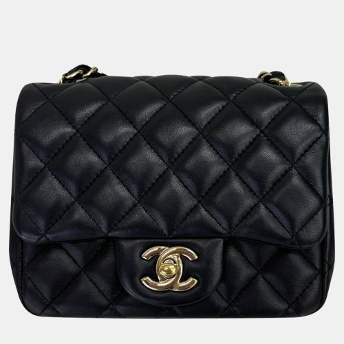 Chanel Black Lambskin Square Mini Shoulder Bag - Chanel - Modalova
