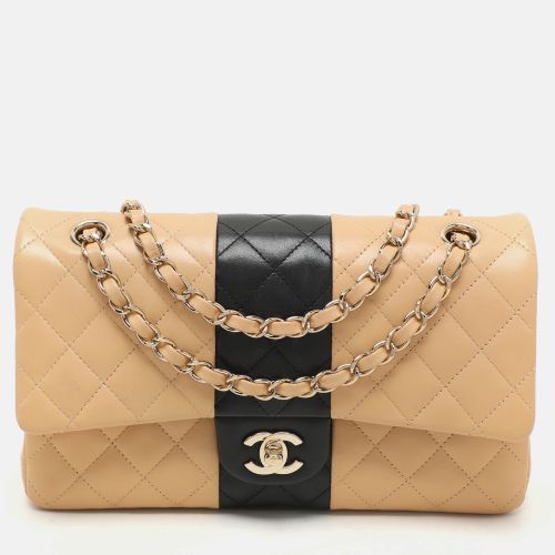 Black Quilted Leather Medium Bicolor Classic Double Flap Bag - Chanel - Modalova