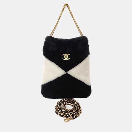 Chanel Beige Black Fur shearling tote and shoulder bag - Chanel - Modalova
