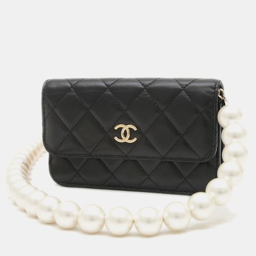 Leather Pearl Chain Wallet - Chanel - Modalova
