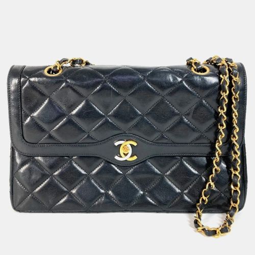 Lambskin Quilted Paris Flap Shoulder Bag - Chanel - Modalova