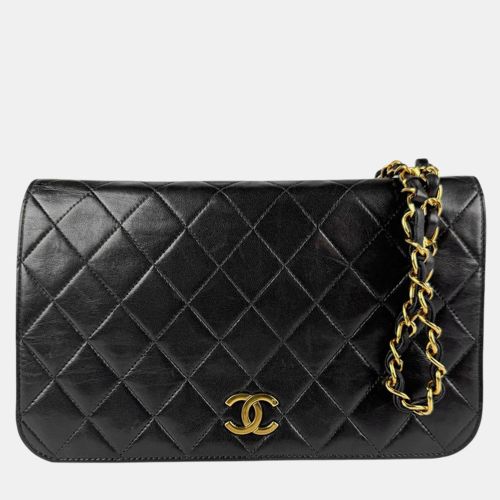 Leather Full Flap Metal Shoulder Bag - Chanel - Modalova